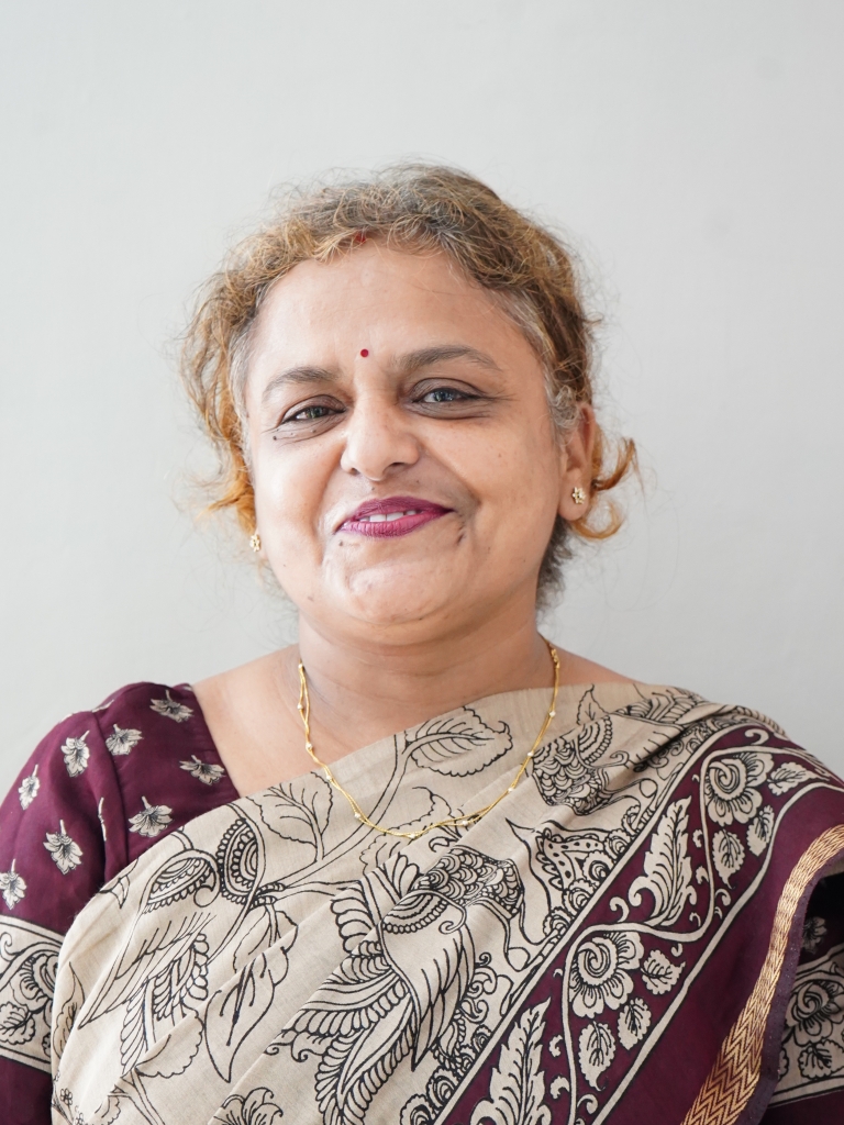 NOOPUR BHATNAGAR